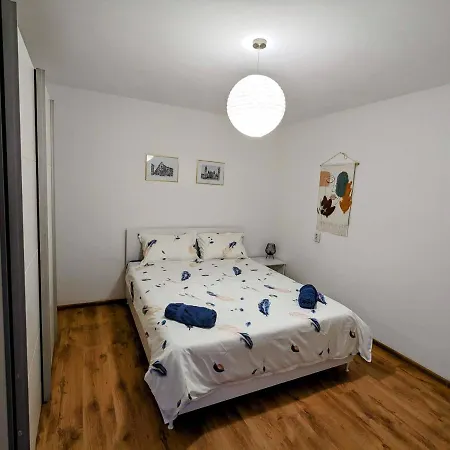 Iosefin 4 Bedroom Apartment *