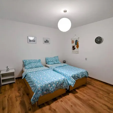 Iosefin 4 Bedroom Apartment